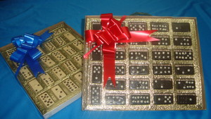 DOMINO DE CHOCOLATE BLANCO O OBSCURO