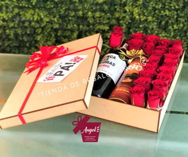 CAJA CON VINO, CHOCOLATES Y ROSAS