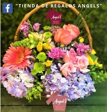 DISEÑO FLORAL EN CANASTA